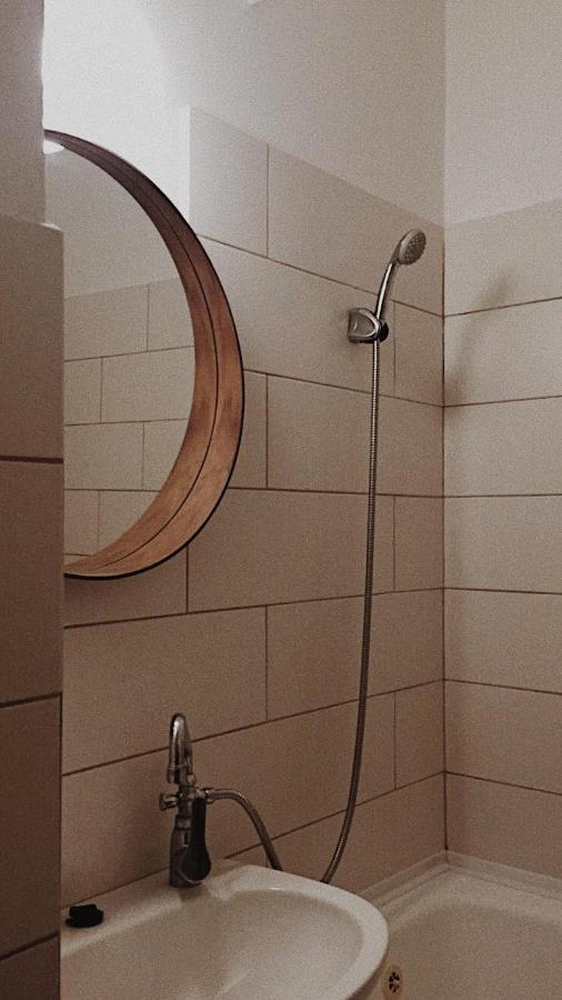 Aj - Ter Apartman Мисколк Екстериор снимка